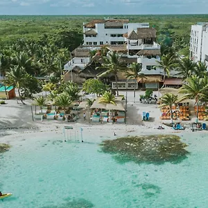 40 Cañones Hotel
